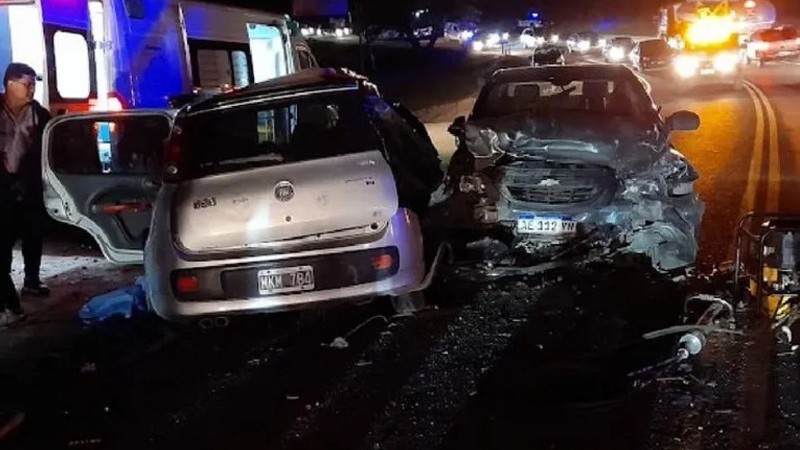Cuatro mendocinos murieron en un trgico accidente vial en Crdoba