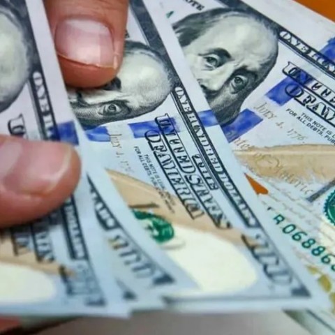 Por las nubes: así cerró el dólar blue