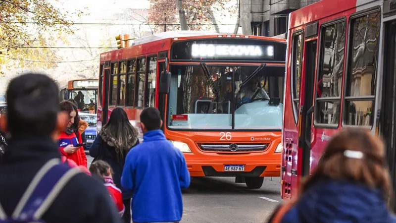 El Gobierno elimina los subsidios al transporte