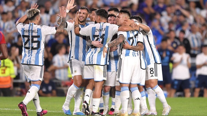 Argentina &#8211; Uruguay no encuentra pista de aterrizaje