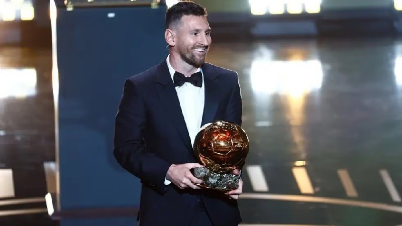 Histrico! Lionel Messi gan su octavo Baln de Oro