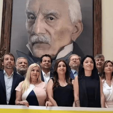 La foto del PRO mendocino en apoyo a Milei