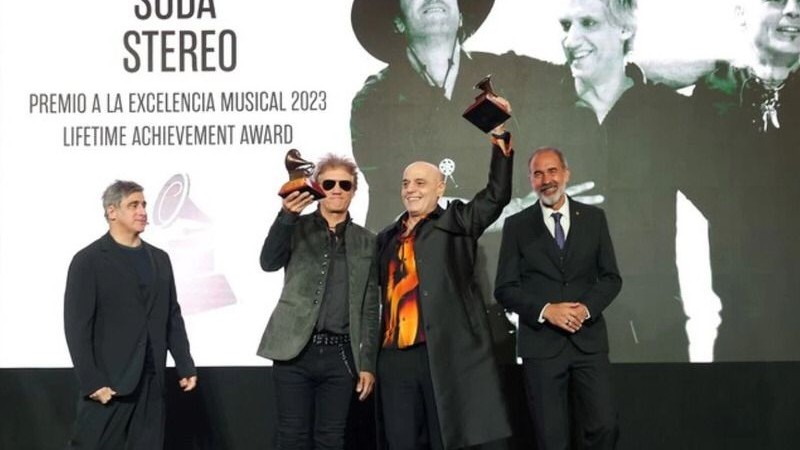 Soda Stereo y su primer Grammy Latino