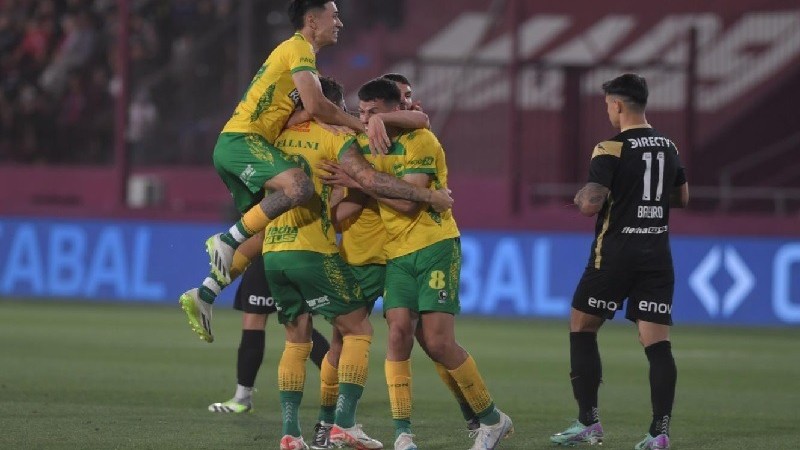 Copa Argentina: Defensa elimin a San Lorenzo y es finalista