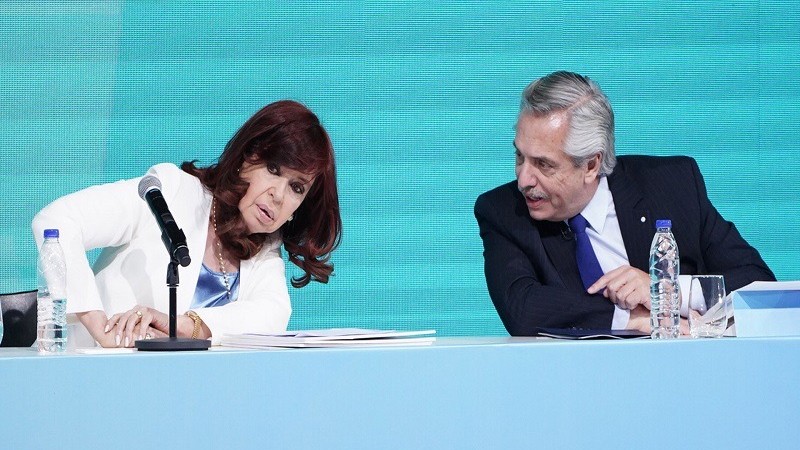 Alberto y CFK: &#x201C;La peor herencia de la historia&#x201D;