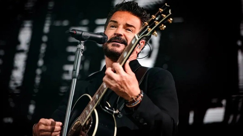 Ricardo Arjona se retira de la msica