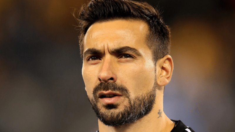 El Pocho Lavezzi internado: qu le pas