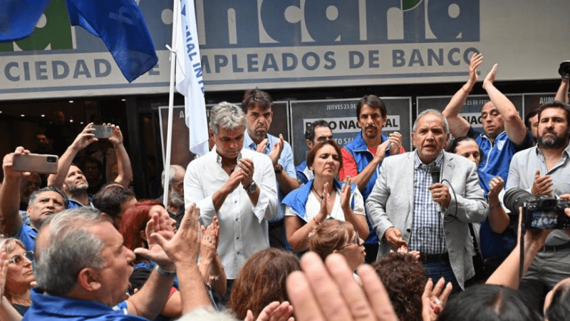 Bancarios suman un 23,2%