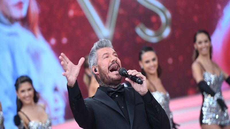 Bailando &#8211; Marcelo Tinelli
