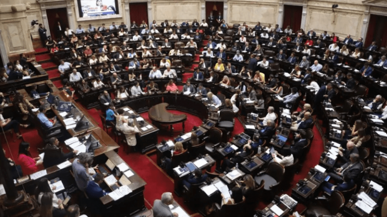 Última sesión: insisten con la ficha limpia