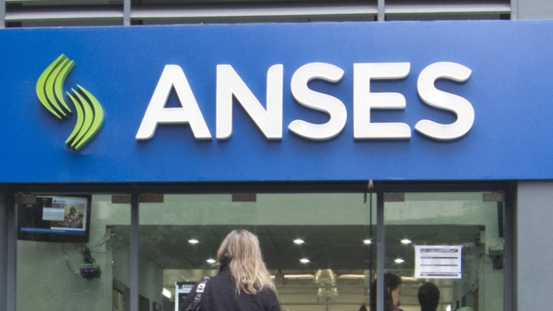 ANSES confirm el aumento a jubilados