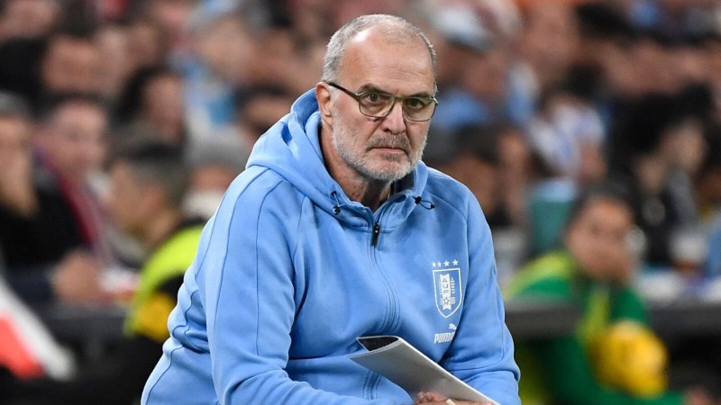 Nueva locura de Bielsa en Uruguay