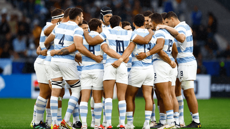 As es la nueva camiseta de Los Pumas con detalles patriticos