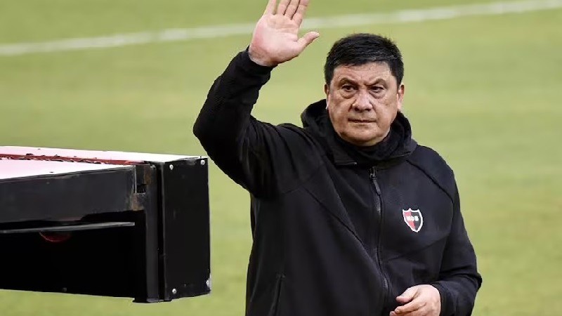 El Mono Burgos fue despedido en medio de un escndalo