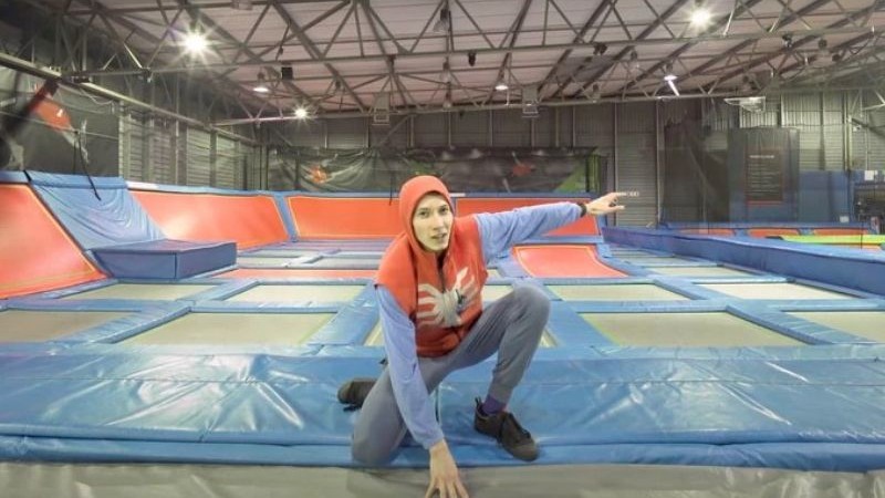Un lanza telaraas como Spider Man