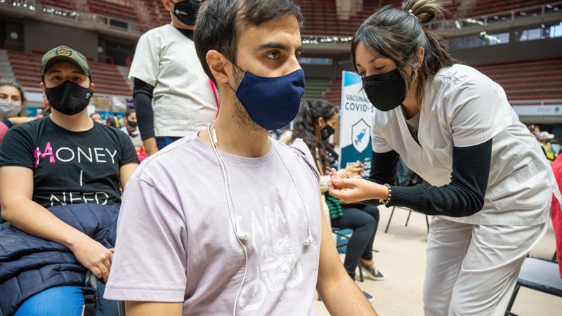 Ms de medio milln de mendocinos sin vacunarse