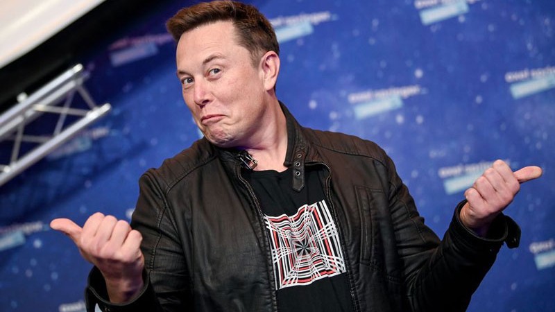 Elon Musk suspendi la compra de Twitter