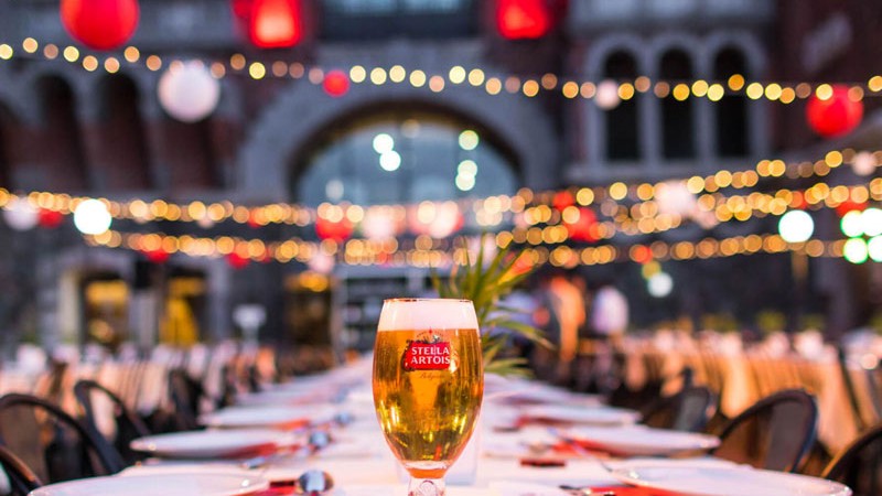 Tu mesa est lista: con una cerveza gratis