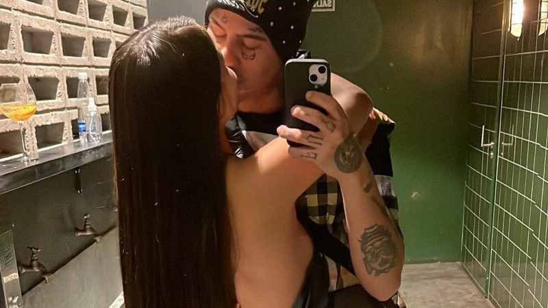 Duki y Emilia: la foto que confirma todo