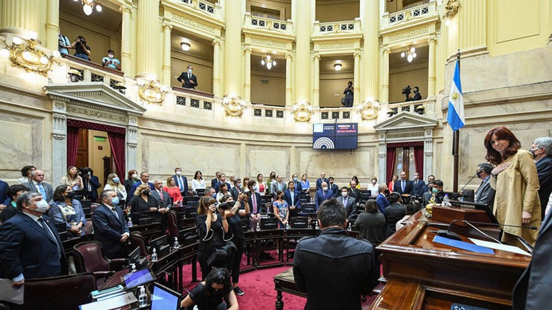El Senado debate y vota el acuerdo con el FMI