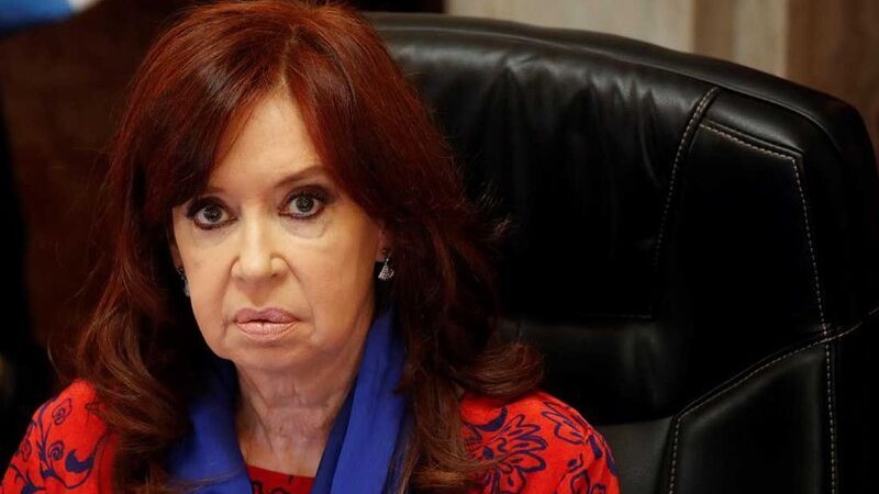 Cristina Kirchner ir presa y queda inhabilitada de por vida: la Corte confirm su condena por corrupcin