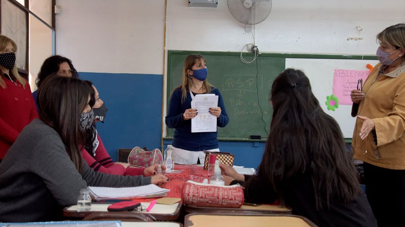 Mendoza evaluar su propia calidad de aprendizajes