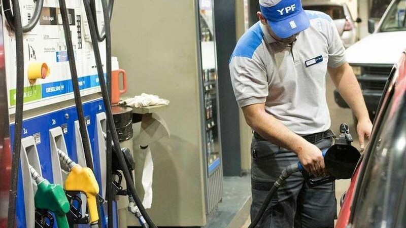 Aument el combustible otra vez