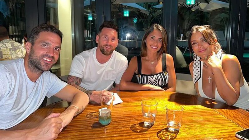 Messi y Antonella en unas vacaciones de lujo en Ibiza