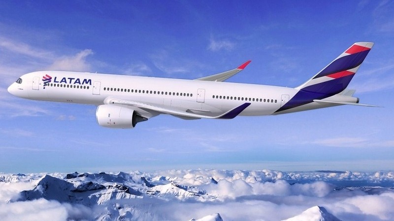 Vuelve la conexin aerea Mendoza-Lima