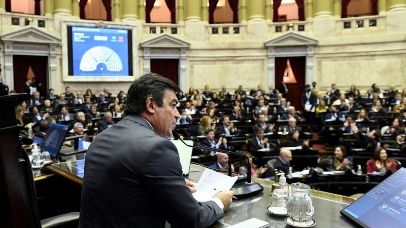 Boleta nica: a tan slo 4 votos de su aprobacin