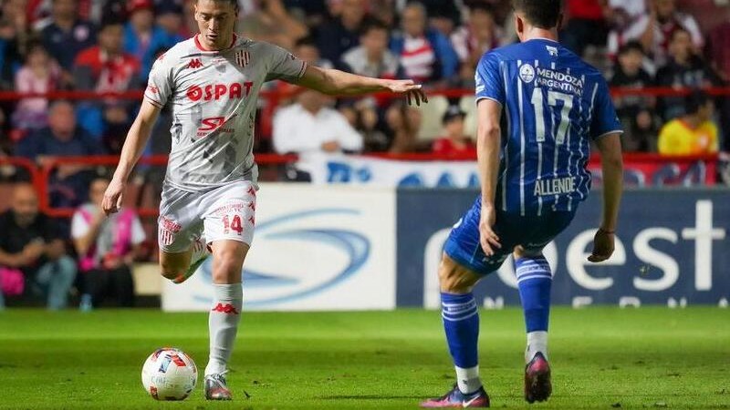 El Tomba cay en Santa Fe en un polmico partido
