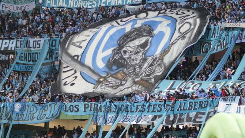 Con hinchada Pirata!