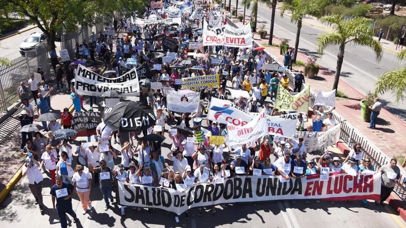 Trabajadores de la salud se reunieron con Barbs