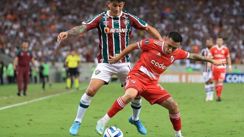 Fluminense desplum a River