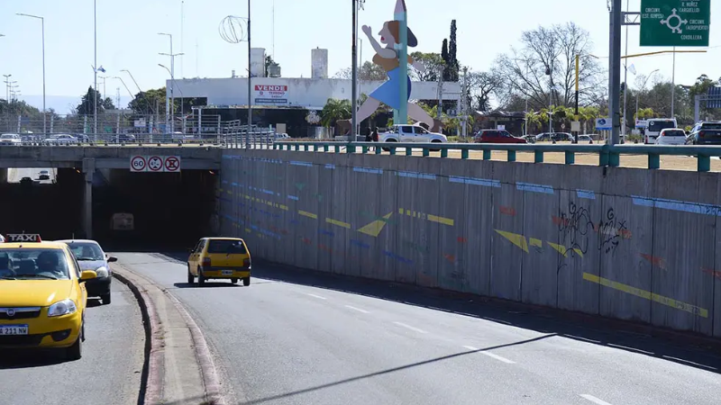 Corte parcial en el tnel de la Mujer Urbana