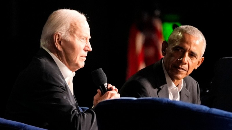 Obama presiona para que Biden se baje