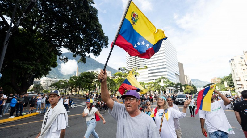 La OEA se queda en el molde