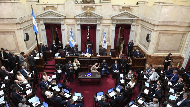 Los senadores ganarn 9 palos