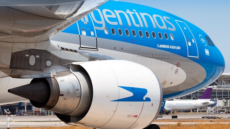 Quin se queda con Aerolneas?