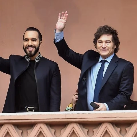 Milei - Bukele: el saludo que recorre el mundo