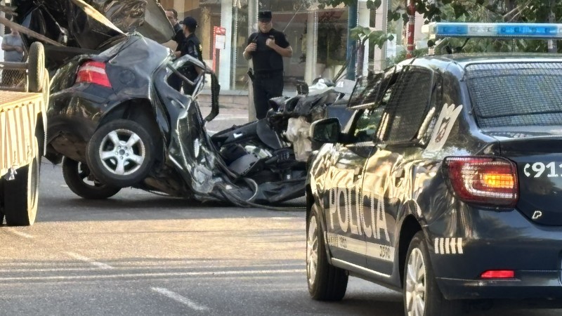 Accidente fatal en Godoy Cruz: cuatro jvenes perdieron la vida