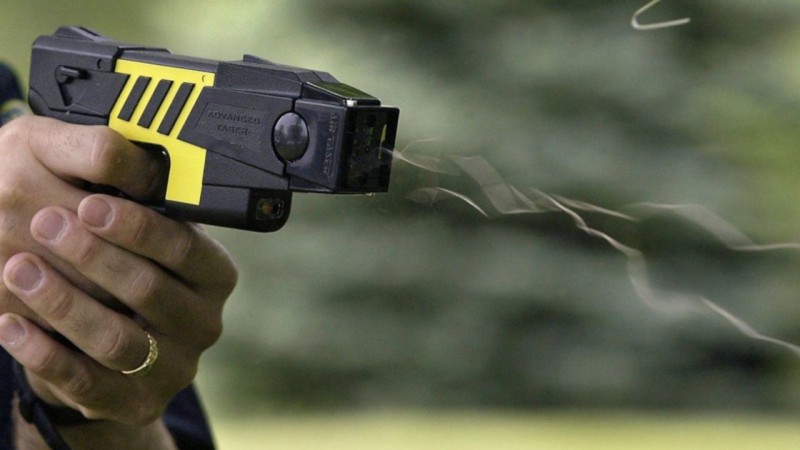 Una millonada para pistolas Taser