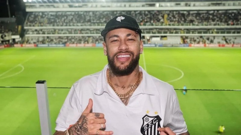 Neymar prepara un super equipo para su vuelta al Santos