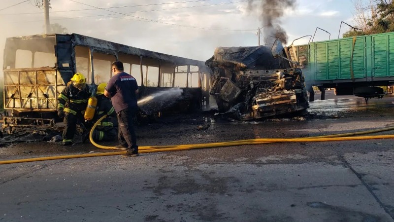 Trgico accidente en Maip: choque, incendio y ms de 35 heridos