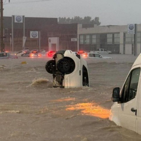 Bahía Blanca volvió a sufrir un temporal sin precedentes