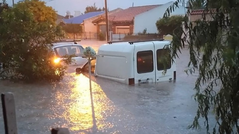 Tragedia en Baha Blanca: el temporal ya dej 10 muertos