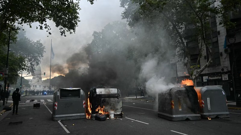 Francos culp al kirchnerismo por los incidentes