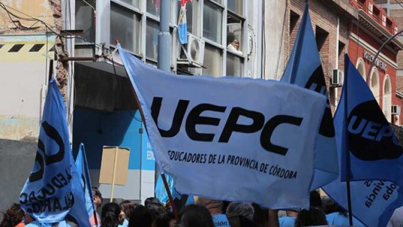 Gobierno de Crdoba propone aumento salarial escalonado para docentes