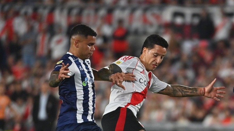 Talleres lo empezó ganando y River rescató un punto sobre el final