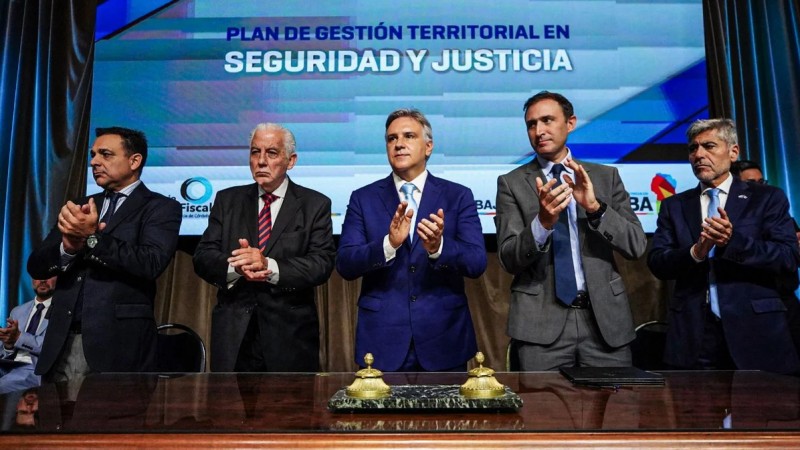 En qu consiste el nuevo plan de Seguridad y Justicia que quiere implementar Llaryora?